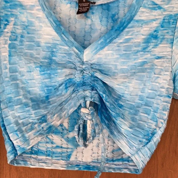 3/$12 Rue21 top Tie dye print honeycomb top w stretch & cinch string athleisure - Picture 5 of 16